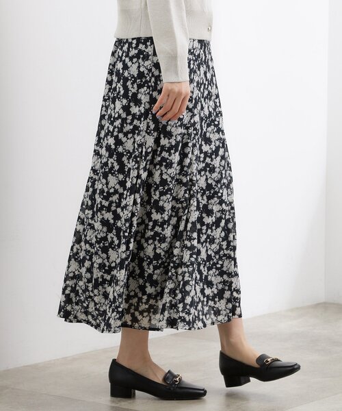 grove(グローブ)の「フラワープリント楊柳マーメイドスカート(スカート・レディース・ピンク系その他/ネイビー系/ホワイト系3・01/02/03/04/05)」の5枚目の写真