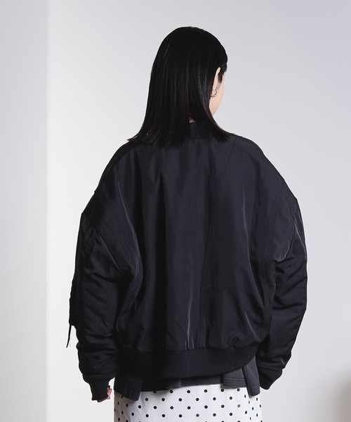 ROSE BUD（ローズバッド）の「(GENE HEAVENS)PANEL SHORT MA1（MA-1・レディース・オリーブ/ブラック/オフホワイト・ONE SIZE）」の15枚目の写真