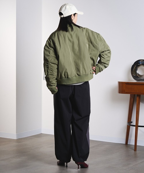 ROSE BUD（ローズバッド）の「(GENE HEAVENS)PANEL SHORT MA1（MA-1・レディース・オリーブ/ブラック/オフホワイト・ONE SIZE）」の12枚目の写真