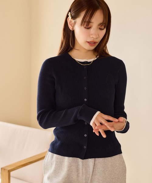 mysty woman(ミスティウーマン)の「レイヤード風リブカーディガンLS 659861(ニット/セーター・レディース・オフホワイト/グレー/ネイビー・FREE)」の5枚目の写真