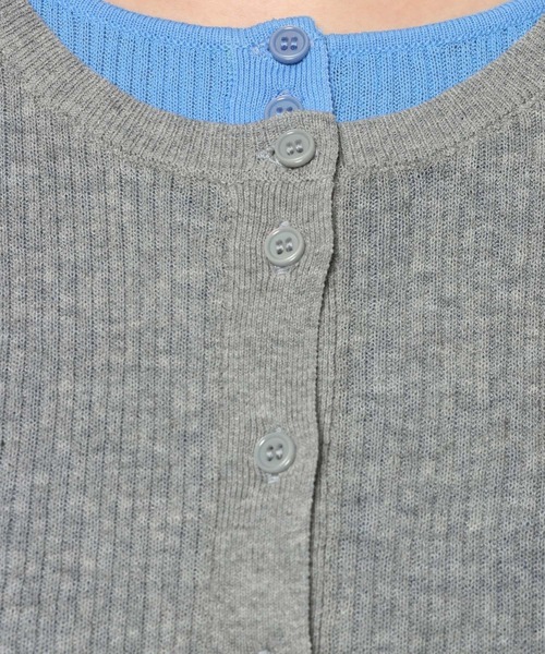 mysty woman(ミスティウーマン)の「レイヤード風リブカーディガンLS 659861(ニット/セーター・レディース・オフホワイト/グレー/ネイビー・FREE)」の16枚目の写真