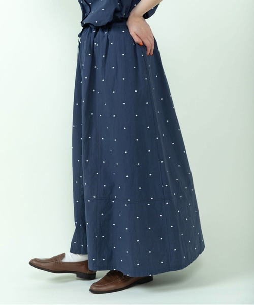 PAR ICI(パーリッシィ)の「DOT刺繍 切り替えギャザースカート(セットアップ対応)(スカート・レディース・ネイビー/アイボリー・FREE)」の5枚目の写真
