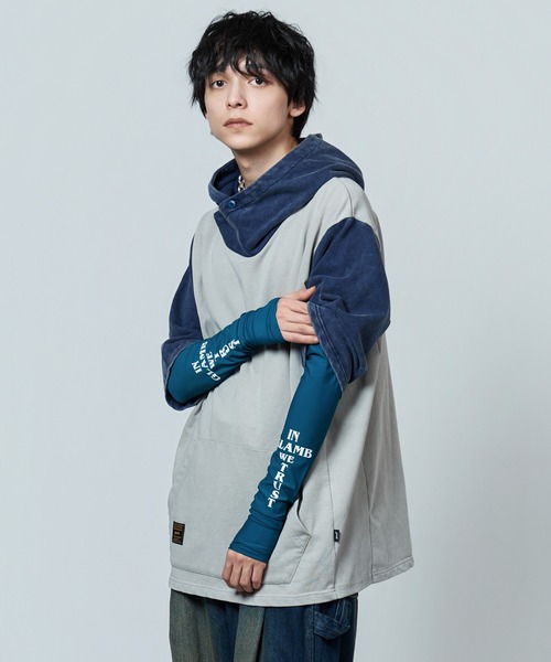 glamb(グラム)の「Slogan Arm Cover / スローガンアームカバー(アームカバー・メンズ・ブラック/カーキ/ブルー・FREE)」の14枚目の写真