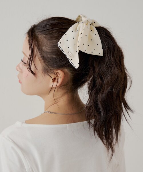 Chico（チコ）の「ピコレースデザインリボンバレッタ（バレッタ/ヘアクリップ・レディース・ブラック/ホワイト・FREE）」の4枚目の写真