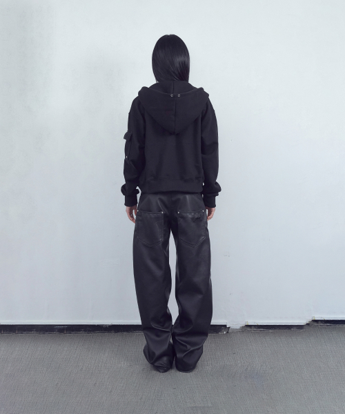 TANSANMAGNESIUM(タンサン マグネシウム)の「セルラノX炭酸サイドポケットフードジップアップ(ブラック)(パーカー・レディース・その他・1/2/3)」の4枚目の写真