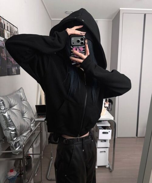 TANSANMAGNESIUM(タンサン マグネシウム)の「セルラノX炭酸サイドポケットフードジップアップ(ブラック)(パーカー・レディース・その他・1/2/3)」の11枚目の写真