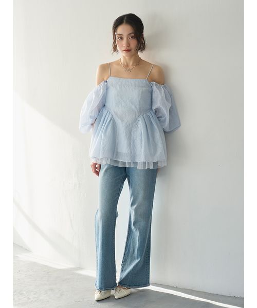 LILY BROWN（リリーブラウン）の「3way ペプラムトップス（シャツ/ブラウス・レディース・ライトグレー/ライトブルー/ブラック・F）」の5枚目の写真