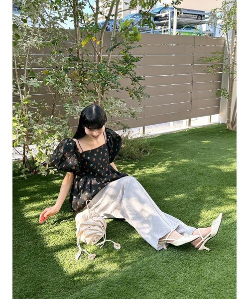 LILY BROWN（リリーブラウン）の「3way ペプラムトップス（シャツ/ブラウス・レディース・ライトグレー/ライトブルー/ブラック・F）」の22枚目の写真