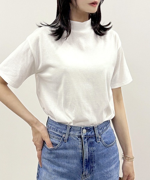 CLOTHY（クロシィ）の「【ジャケットの中にインナーにもgood！】TC天竺プチハイT（Tシャツ/カットソー・レディース・オフホワイト/グレー/ブラック/ブラウン・MEDIUM）」の15枚目の写真