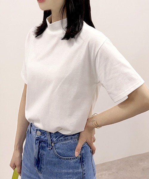 CLOTHY（クロシィ）の「【ジャケットの中にインナーにもgood！】TC天竺プチハイT（Tシャツ/カットソー・レディース・オフホワイト/グレー/ブラック/ブラウン・MEDIUM）」の16枚目の写真