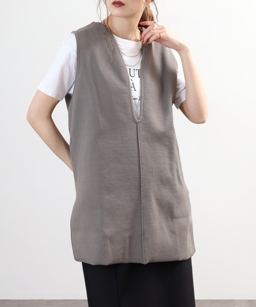 FUNALIVE(ファンアライブ)の「comoely closet 揺れる深Vニットジレ(その他トップス・レディース・ブラック/ブラウン・S-M/L-XL)」の13枚目の写真