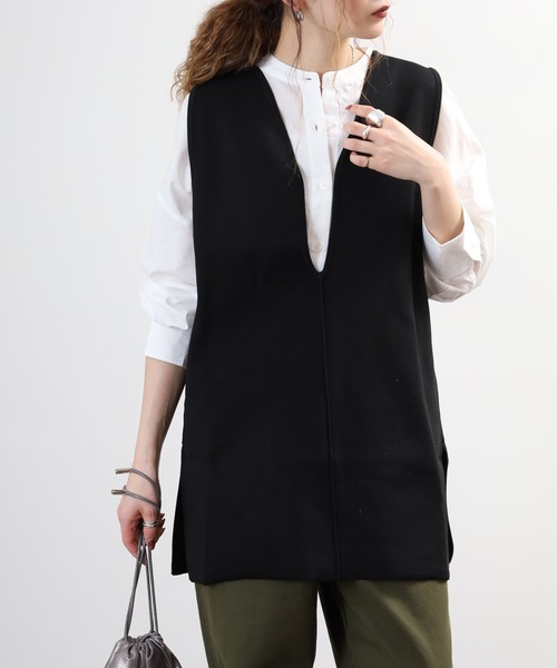 FUNALIVE(ファンアライブ)の「comoely closet 揺れる深Vニットジレ(その他トップス・レディース・ブラック/ブラウン・S-M/L-XL)」の3枚目の写真