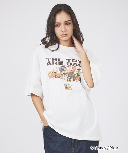 SCREEN STARS(スクリーンスターズ)の「【TOY STORY×SCREEN STARS / トイ・ストーリー×スクリーンスターズ】THE TOYS ARE BACK T半袖Tシャツ / ユニセックス(Tシャツ/カットソー・メンズ・ブラック系その他/ホワイト系その他・M/L)」の1枚目の写真
