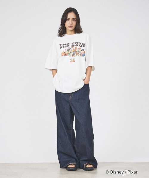 SCREEN STARS(スクリーンスターズ)の「【TOY STORY×SCREEN STARS / トイ・ストーリー×スクリーンスターズ】THE TOYS ARE BACK T半袖Tシャツ / ユニセックス(Tシャツ/カットソー・メンズ・ブラック系その他/ホワイト系その他・M/L)」の3枚目の写真
