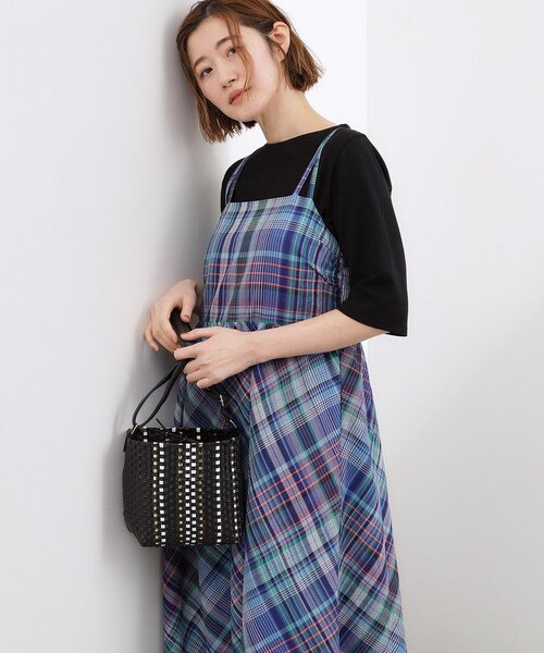 grove(グローブ)の「メルカド巾着ショルダー(ショルダーバッグ・レディース・ブラック/ダークブラウン/レッド系・00)」の8枚目の写真