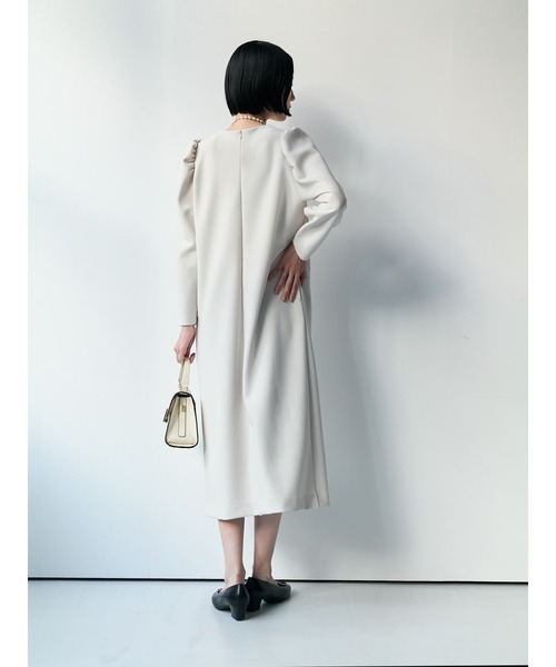 Brown&Street(ブラウンアンドストリート)の「【Refine】パフスリーブワンピース(ワンピース・レディース・ブラック/ナチュラル・FREE/L~LL)」の14枚目の写真