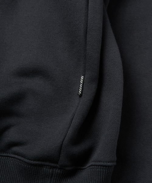 YESEYESEE(イエスアイシー)の「Y.E.S Magical Hoodie(パーカー・メンズ・マスタード/ネイビー/チャコール・XL/L/M/S)」の7枚目の写真