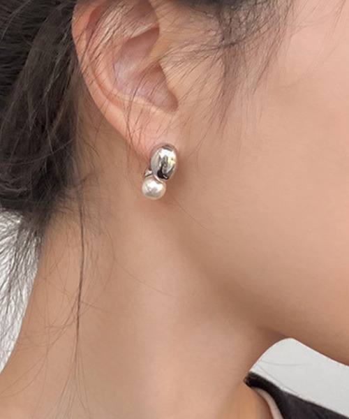 yu-ka（ユーカ）の「YU-KA:パールキャッチ 2WAYピアス Pearl catch 2way pierce（ピアス（両耳用）・レディース・シルバー/ゴールド・FREE）」の6枚目の写真
