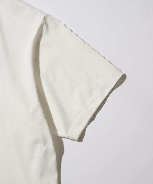 FRED PERRY(フレッドペリー)の「【FRED PERRY】OVERSIZED TSHIRT M3481/オーバーサイズ Tシャツ(Tシャツ/カットソー・メンズ・ブラック/ブラウン/ホワイト・M/S/L)」の21枚目の写真