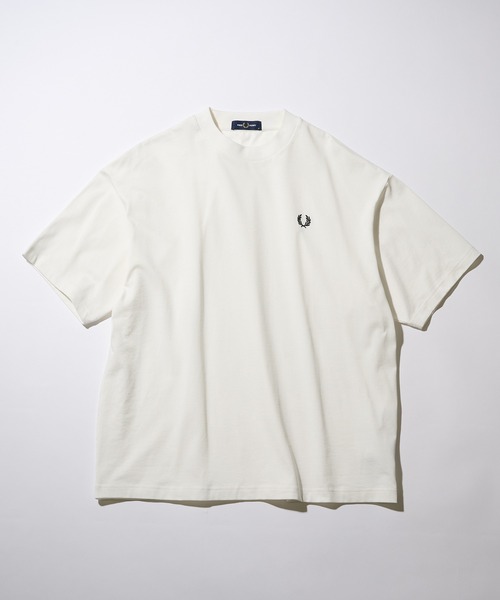 FRED PERRY(フレッドペリー)の「【FRED PERRY】OVERSIZED TSHIRT M3481/オーバーサイズ Tシャツ(Tシャツ/カットソー・メンズ・ブラック/ブラウン/ホワイト・M/S/L)」の18枚目の写真