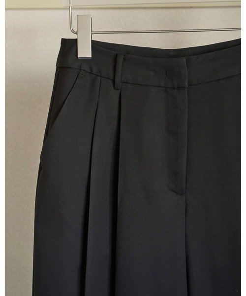 anuke（アンヌーク）の「Twill Satin Pants（その他パンツ・レディース・ベージュ/ブラック/ブラウン・38inch/36inch）」の21枚目の写真