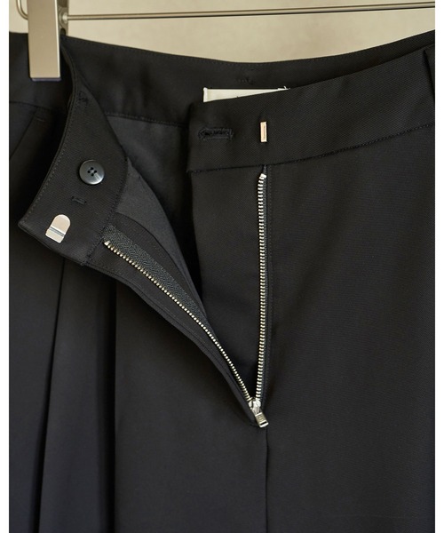 anuke（アンヌーク）の「Twill Satin Pants（その他パンツ・レディース・ベージュ/ブラック/ブラウン・38inch/36inch）」の22枚目の写真