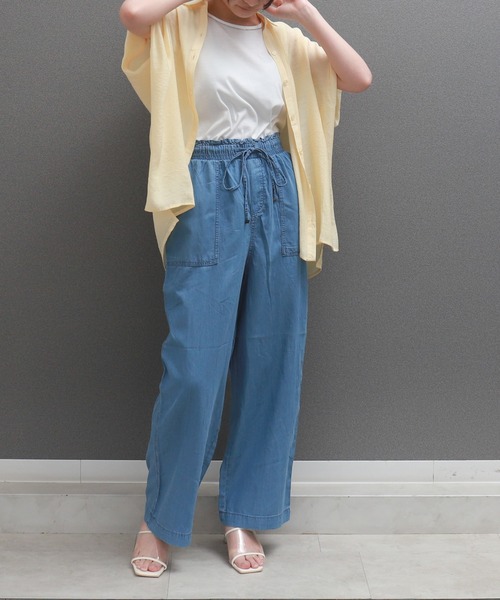 libelle more（リベル モア）の「とろみテンセルデニムベイカーパンツ／イージーパンツ（その他パンツ・レディース・ライトブルー/ブルー/ネイビー・L/M）」の6枚目の写真