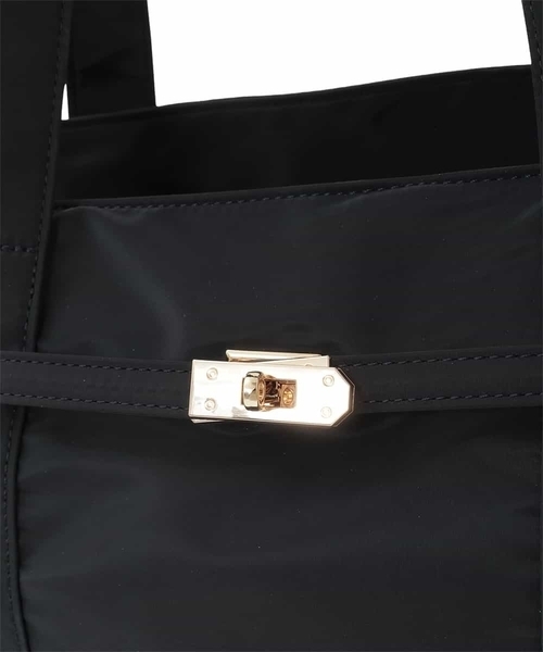 a.v.v（アーヴェヴェ）の「【A4サイズ対応】ナイロンビットトート（トートバッグ・レディース・ブラウン/ブラック・38）」の7枚目の写真