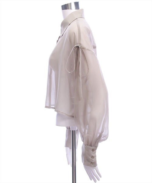 clear（クリア）の「リボン付きショート丈ラメシアーシャツ［骨格ウェーブ/華奢見え/フェミニン］（シャツ/ブラウス・レディース・サックスブルー/グレイッシュベージュ/チャコールグレー/オフホワイト/ベージュ・F）」の21枚目の写真