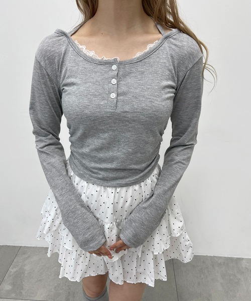 WEGO(ウィゴー)の「ヘンリーネックチョーカートップス(Tシャツ/カットソー・レディース・ホワイト/ブラック/グレー・FREE)」の3枚目の写真