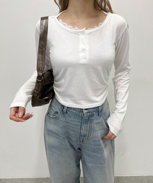 WEGO(ウィゴー)の「ヘンリーネックチョーカートップス(Tシャツ/カットソー・レディース・ホワイト/ブラック/グレー・FREE)」の1枚目の写真