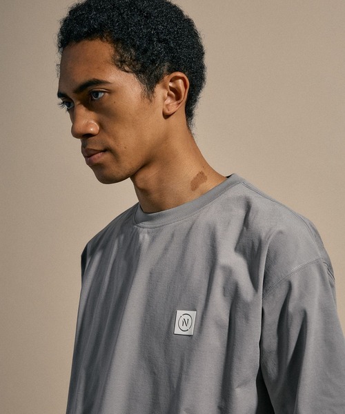 NUMERALS（ヌメラルズ）の「[NUMERALS]ONE POINT T（Tシャツ/カットソー・メンズ・ホワイト/ブラック/グレー・LARGE/MEDIUM）」の3枚目の写真