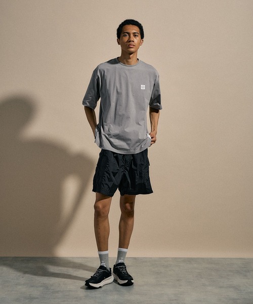 NUMERALS（ヌメラルズ）の「[NUMERALS]ONE POINT T（Tシャツ/カットソー・メンズ・ホワイト/ブラック/グレー・LARGE/MEDIUM）」の10枚目の写真