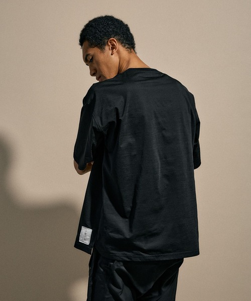 NUMERALS（ヌメラルズ）の「[NUMERALS]ONE POINT T（Tシャツ/カットソー・メンズ・ホワイト/ブラック/グレー・LARGE/MEDIUM）」の19枚目の写真