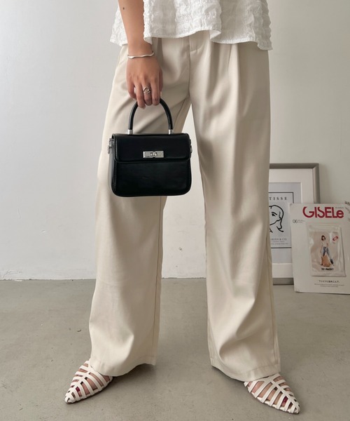 wears(ウェアーズ)の「2wayスクエアショルダーミニバッグ(ショルダーバッグ・レディース・ホワイト/ブラック・FREE)」の19枚目の写真