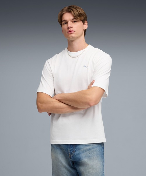 PUMA(プーマ)の「PUMA プーマ メンズ グラフィック バック 半袖 Tシャツ(Tシャツ/カットソー・メンズ・ホワイト/ブラック・XX-LARGE/LARGE/SMALL/X-LARGE/MEDIUM)」の1枚目の写真