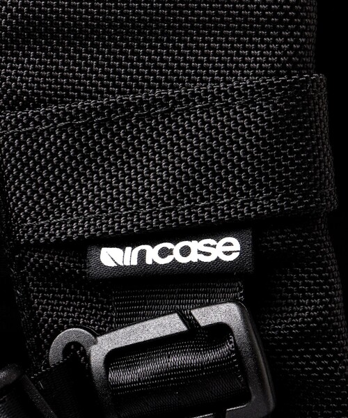 incase(インケース)の「【Incase/インケース】Tracks Backpack 25L(バックパック/リュック・メンズ・ブラック・FREE)」の11枚目の写真