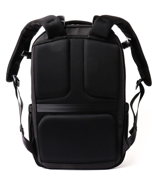 incase(インケース)の「【Incase/インケース】Tracks Backpack 25L(バックパック/リュック・メンズ・ブラック・FREE)」の14枚目の写真