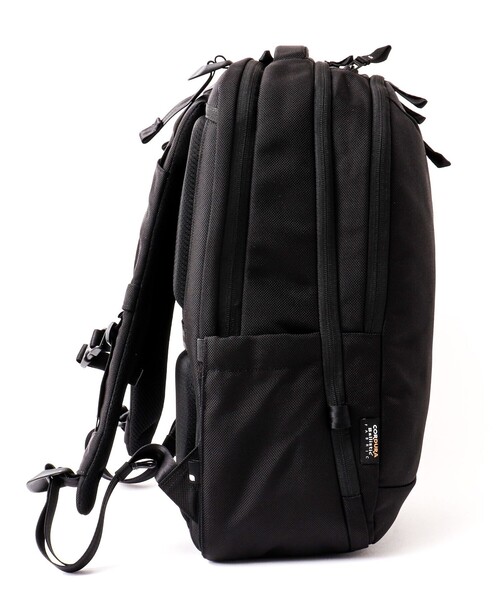 incase(インケース)の「【Incase/インケース】Tracks Backpack 25L(バックパック/リュック・メンズ・ブラック・FREE)」の19枚目の写真