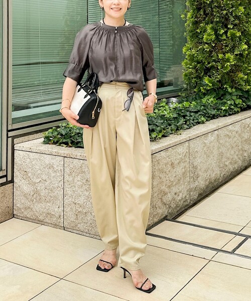 NOLLEY’S（ノーリーズ）の「ウォッシャブルボリュームスリーブ2WAYシアーブラウス（シャツ/ブラウス・レディース・ミント/オレンジ/チャコールグレー・38）」の8枚目の写真