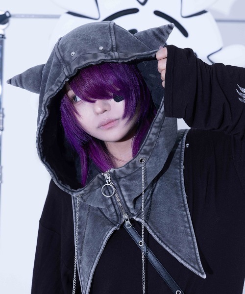Gamchu/ガムチュ』ボクの身長は角先まで計測してください。ハイネック
