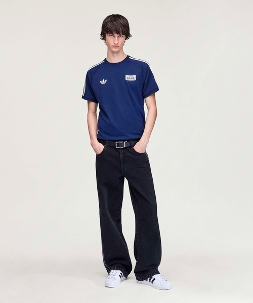 新品！adidas × Oasis ツアースリーストライプス Tシャツ　XL adidas Originals × Oasis ツアースリーストライプス Tシャツ