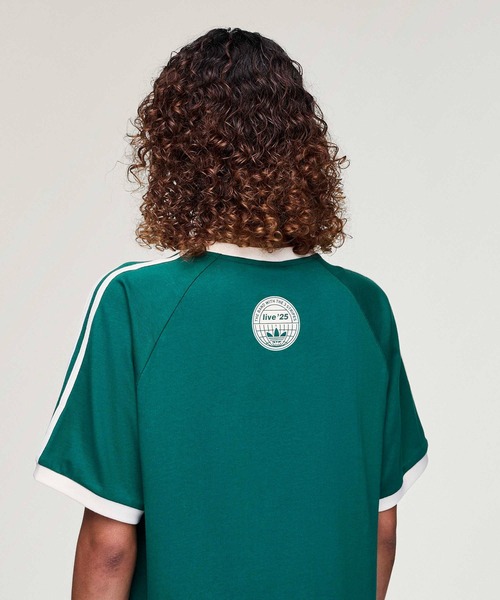 adidas Originals × Oasis ツアースリーストライプス Tシャツ