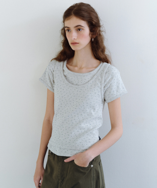 URAGO(ユラーゴ)の「Flower eyelet t-shirt(Tシャツ/カットソー・レディース・オートミール/アイボリー・FREE)」の6枚目の写真
