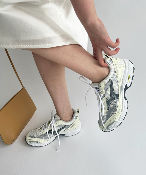 MIZUNO(ミズノ )の「【MIZUNO/ミズノ】MXR SPORT(スニーカー・レディース・イエロー・23cm)」の6枚目の写真