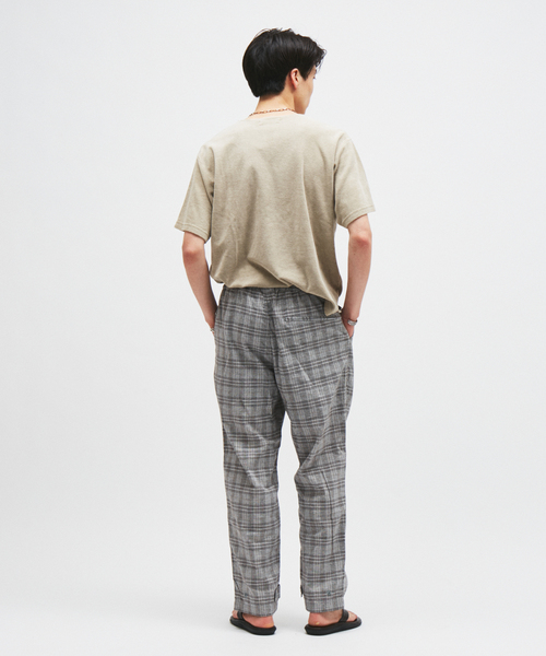 JOURNAL STANDARD(ジャーナルスタンダード)の「迷迭香 / マンネンロウ 別注 ハーベスト トラウザーズ(スラックス・メンズ・グレー/ブラウン・2/3)」の5枚目の写真
