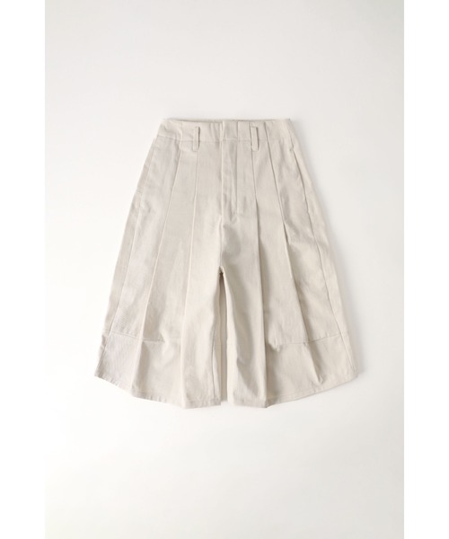 SHINYAKOZUKA(シンヤコヅカ)の「【ZOZO限定】UPCYCLED SHORT BAGGY(その他パンツ・メンズ・ホワイト系その他・X-SMALL)」の2枚目の写真
