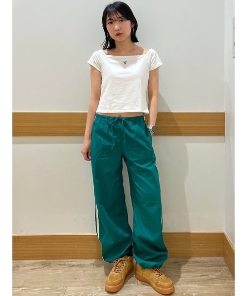 GAP(ギャップ)の「オーガニックコットンポプリン リラックスフィット イージーウエスト ストライプパンツ(その他パンツ・レディース・ブラック/グリーン・S/L/M/XS/XXS)」の11枚目の写真