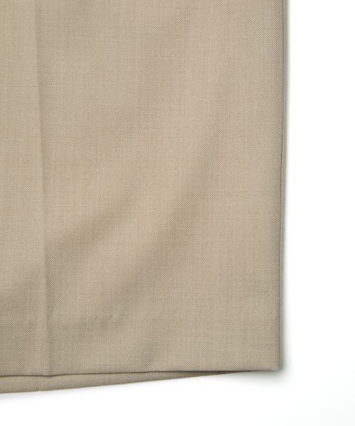 MMIC（エムエムアイシー）の「MORRISON BERMUDA (LIGHT BEIGE)（その他パンツ・メンズ・その他・SMALL/MEDIUM/LARGE）」の4枚目の写真