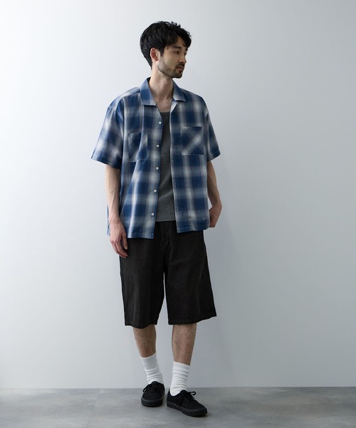NAVY（ネイビー）の「【NAVY / ネイビー】イージーワイドショーツ（デニムパンツ・メンズ・カモフラージュ/ブラック/ブルー・M/L/XL）」の5枚目の写真